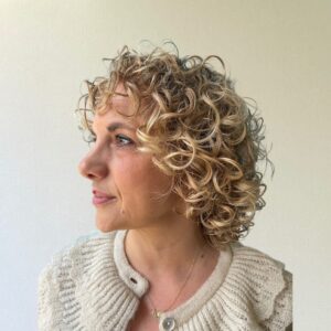 curly hair salon in Peckham at DKUK